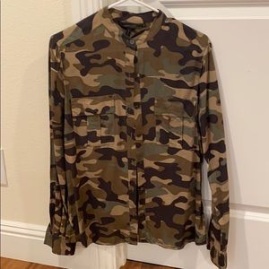 BCBG Max Azria Silk Cameo Shirt Size S
